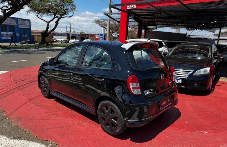 Nissan March 1.6 Sr 16v - Foto #2