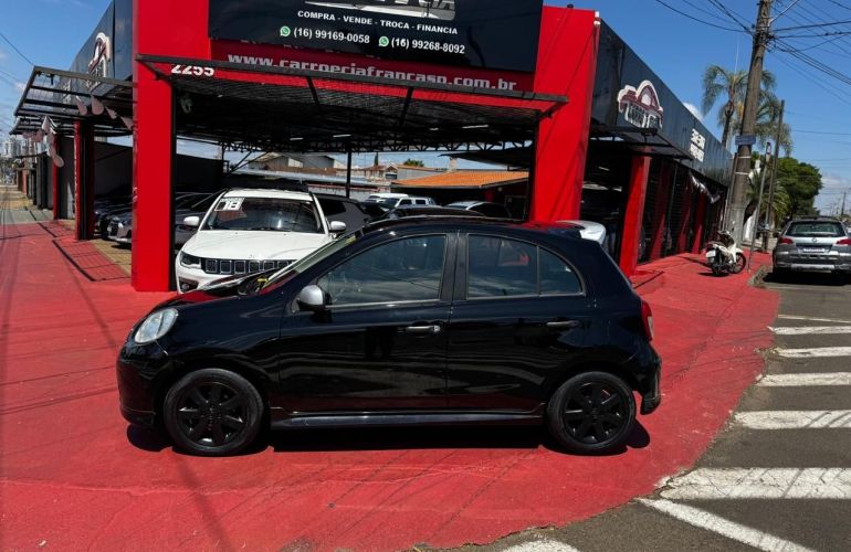 Nissan March 1.6 Sr 16v - Foto #3