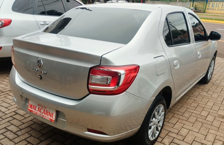 Renault Logan 1.0 Zen - Foto #2