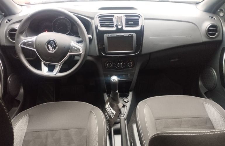 Renault Logan 1.0 Zen - Foto #7