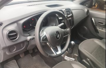 Renault Logan 1.0 Zen - Foto #9