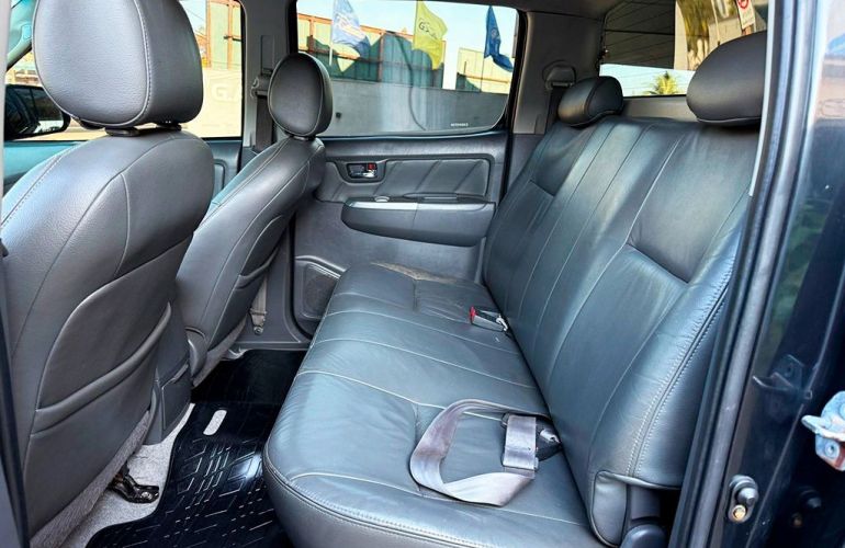 Toyota Hilux 3.0 Srv 4x4 CD 16V Turbo Intercooler - Foto #5