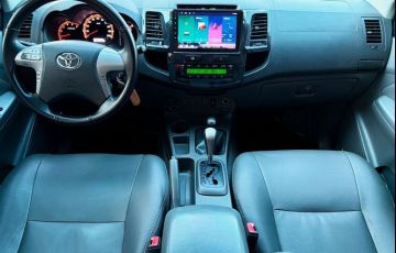 Toyota Hilux 3.0 Srv 4x4 CD 16V Turbo Intercooler - Foto #6