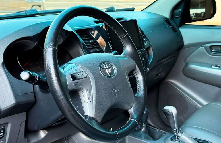 Toyota Hilux 3.0 Srv 4x4 CD 16V Turbo Intercooler - Foto #7