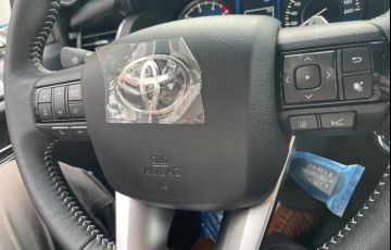 Toyota Hilux Sw4 2.8 D-4d Turbo Srx Platinum 4x4 - Foto #6