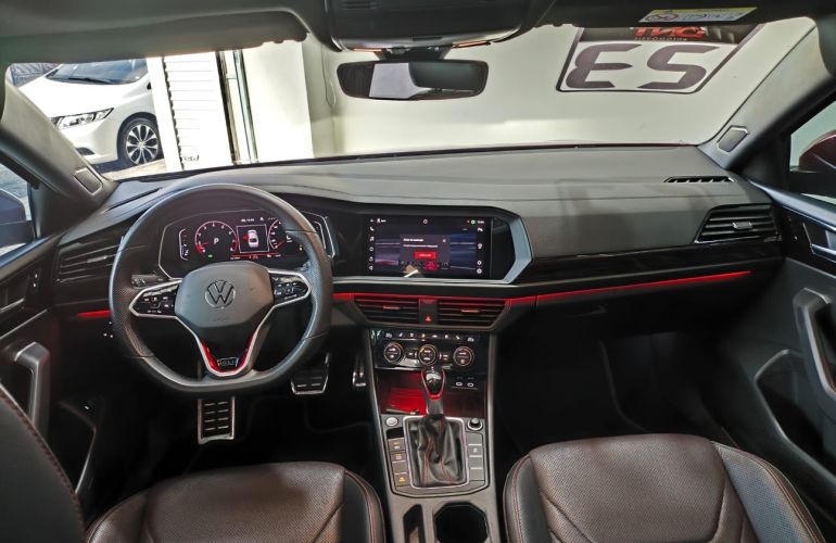 Volkswagen Jetta 2.0 350 TSI GLI DSG - Foto #7