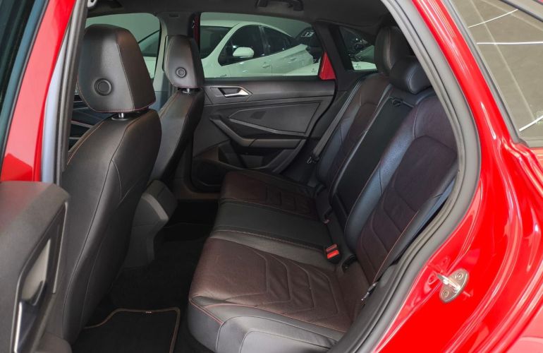 Volkswagen Jetta 2.0 350 TSI GLI DSG - Foto #10