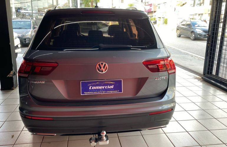 Volkswagen Tiguan 1.4 250 TSi Total Allspace Comfortline - Foto #10
