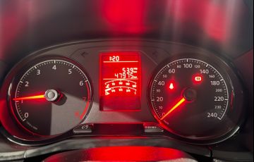 Volkswagen Voyage 1.6 Msi - Foto #4