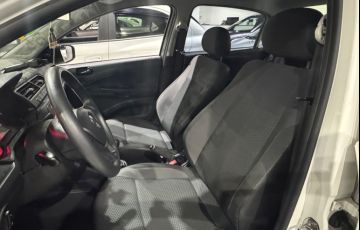 Volkswagen Voyage 1.6 Msi - Foto #7