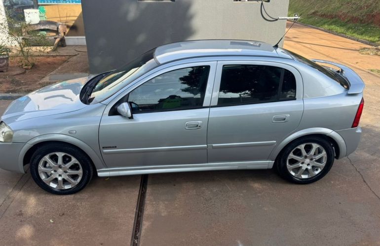 Chevrolet Astra 2.0 MPFi Advantage 8v - Foto #5