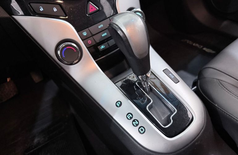 Chevrolet Cruze 1.8 LT 16v - Foto #10