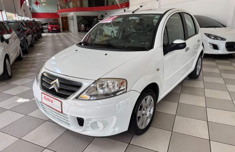 Citroën C3 GLX 1.4 8V (flex) - Foto #8