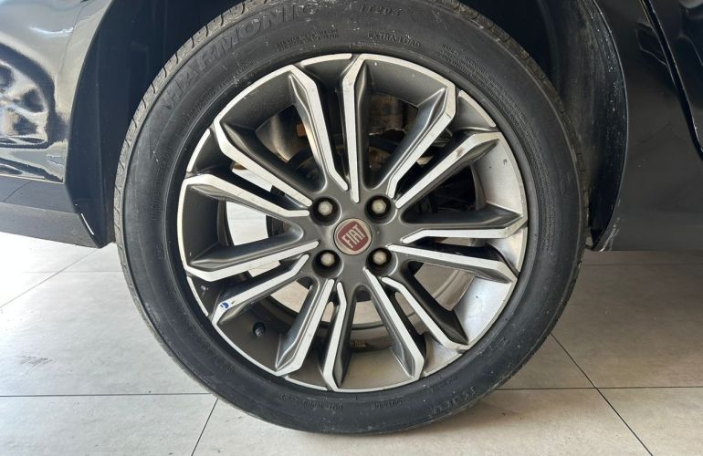 Fiat Cronos 1.8 E.torq Precision - Foto #8