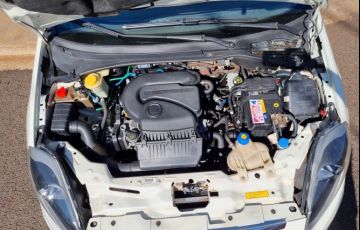 Fiat Punto 1.4 Attractive 8v - Foto #9