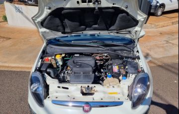 Fiat Punto 1.4 Attractive 8v - Foto #10
