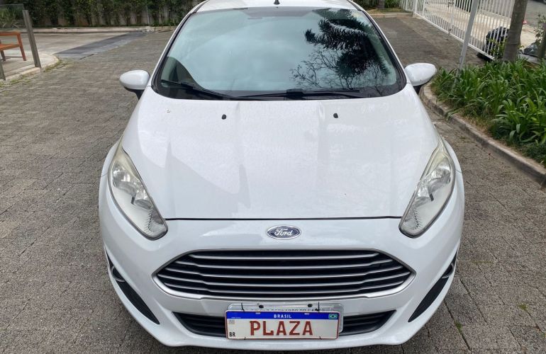 Ford Fiesta 1.6 SE Hatch 16v - Foto #2