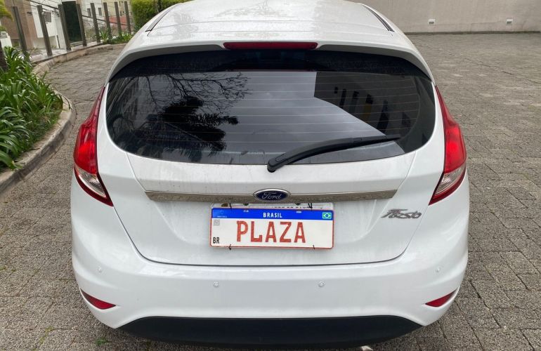Ford Fiesta 1.6 SE Hatch 16v - Foto #6