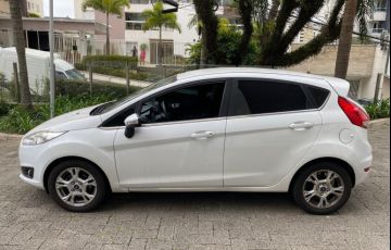 Ford Fiesta 1.6 SE Hatch 16v - Foto #8