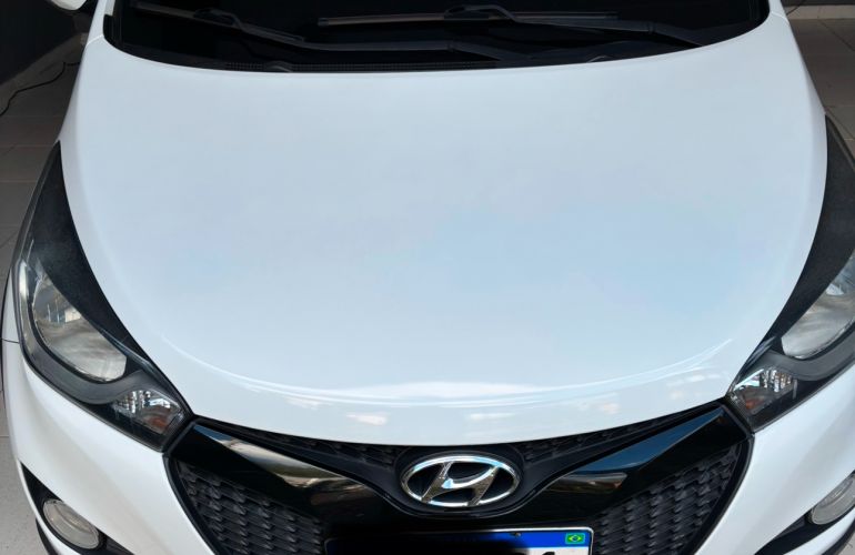 Hyundai HB20X Premium 1.6 (Aut) - Foto #1