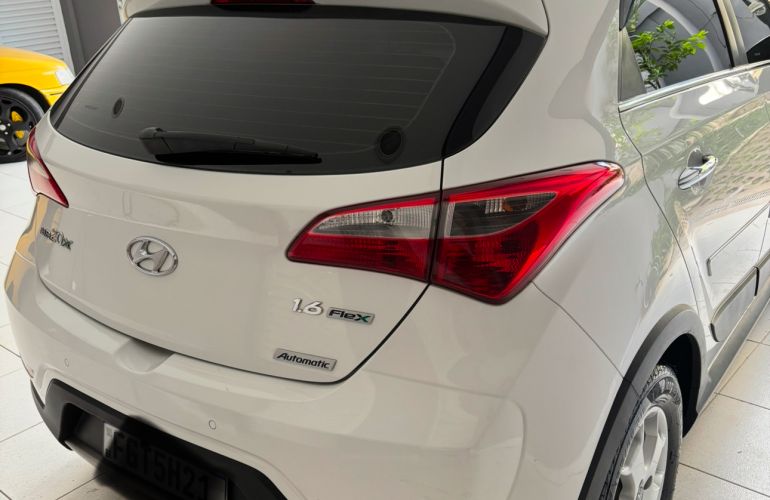 Hyundai HB20X Premium 1.6 (Aut) - Foto #2