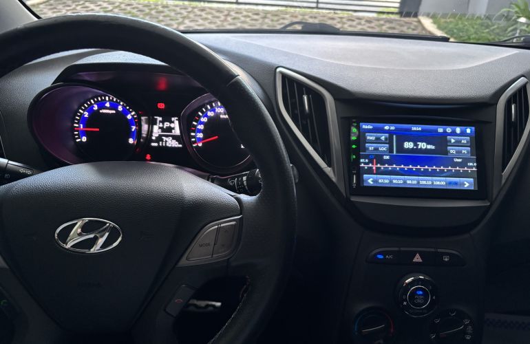 Hyundai HB20X Premium 1.6 (Aut) - Foto #7