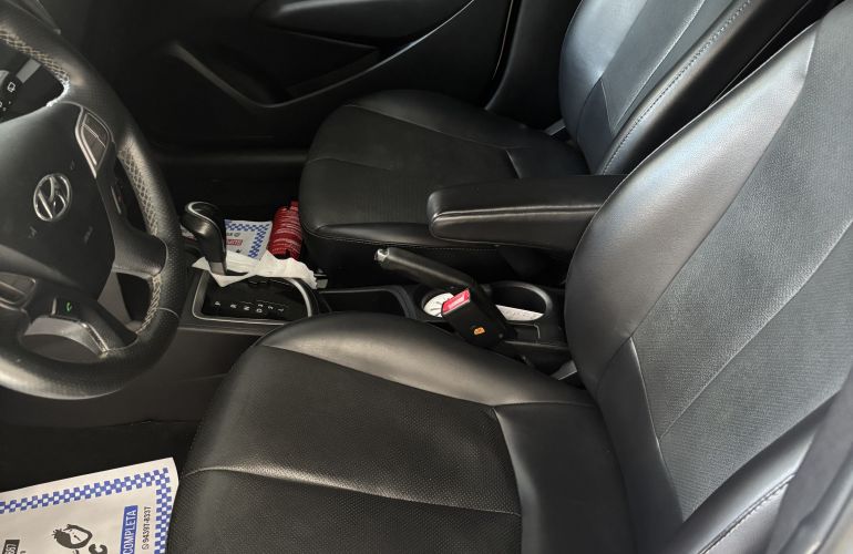 Hyundai HB20X Premium 1.6 (Aut) - Foto #8