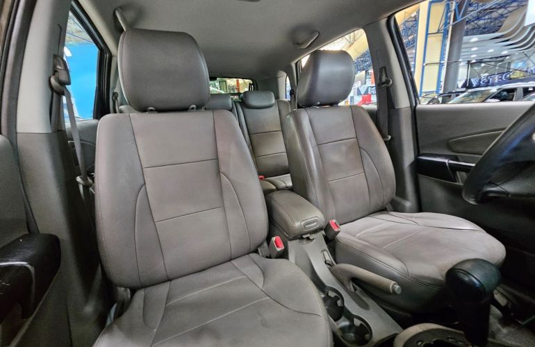 Hyundai Tucson 2.0 MPFi GLS 16V 143cv 2wd - Foto #8