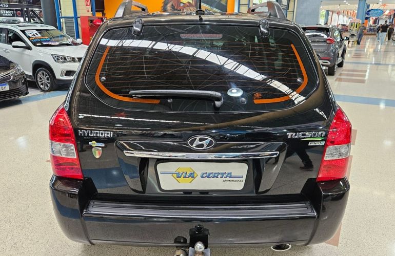 Hyundai Tucson 2.0 MPFi GLS 16V 143cv 2wd - Foto #9