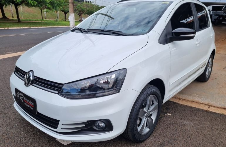Volkswagen Fox 1.6 Msi Total Connect - Foto #1