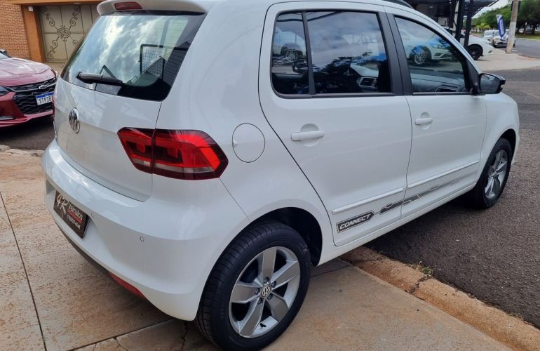 Volkswagen Fox 1.6 Msi Total Connect - Foto #5