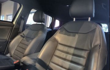 Volkswagen Taos 250 TSi Highline - Foto #5