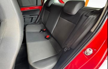 Volkswagen Up 1.0 MPi Total - Foto #7