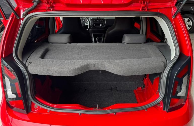 Volkswagen Up 1.0 MPi Total - Foto #9