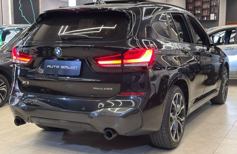 BMW X1 2.0 16V Turbo Sdrive20i M Sport 25 Anos - Foto #4