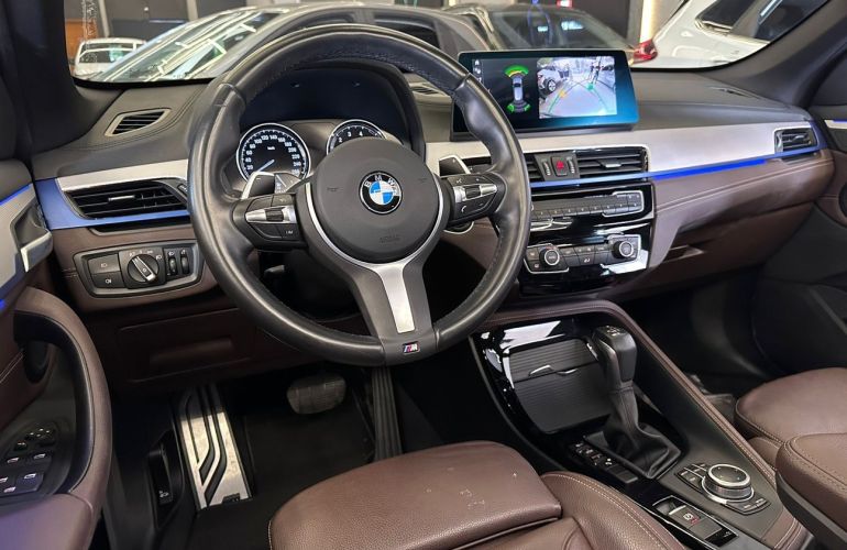 BMW X1 2.0 16V Turbo Sdrive20i M Sport 25 Anos - Foto #7