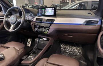 BMW X1 2.0 16V Turbo Sdrive20i M Sport 25 Anos - Foto #9