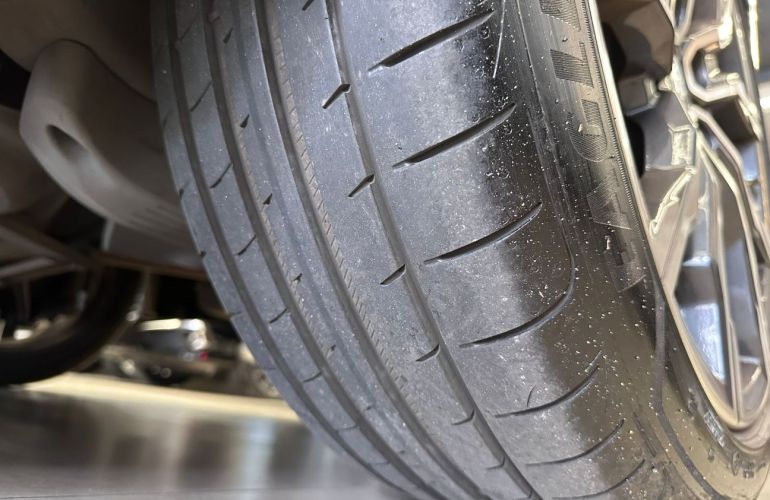 BMW X1 2.0 16V Turbo Sdrive20i M Sport 25 Anos - Foto #10