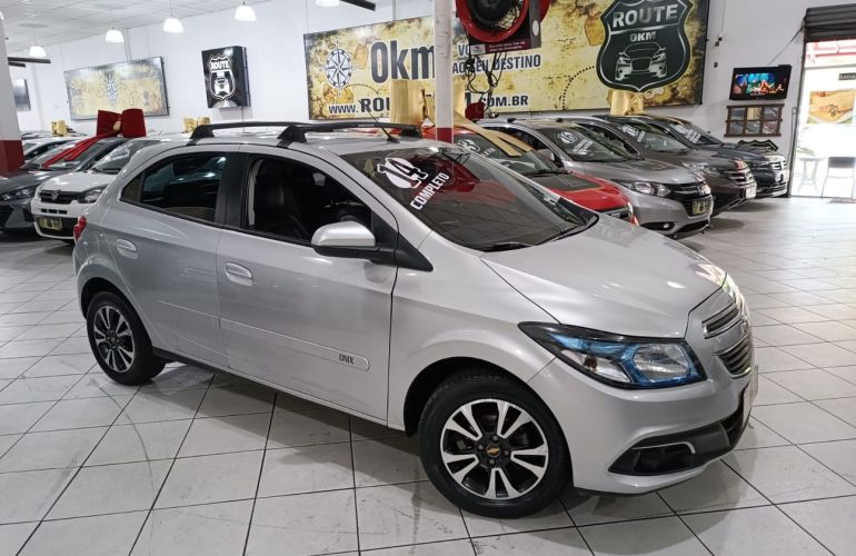 Chevrolet Onix 1.4 MPFi LTZ 8v - Foto #1