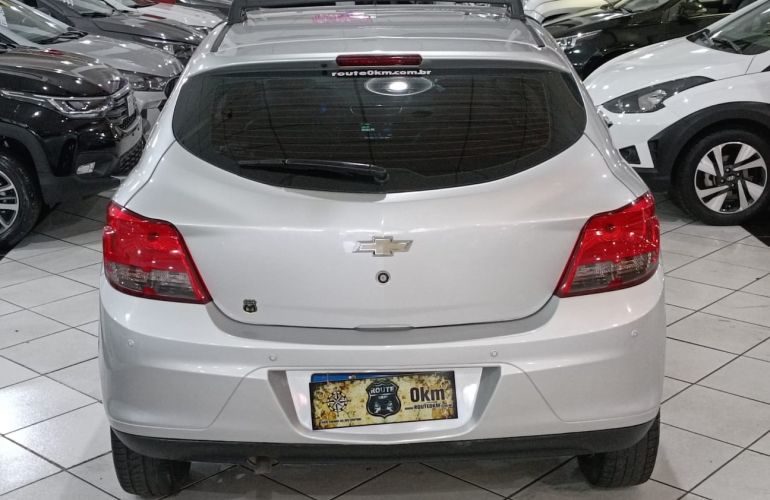 Chevrolet Onix 1.4 MPFi LTZ 8v - Foto #5