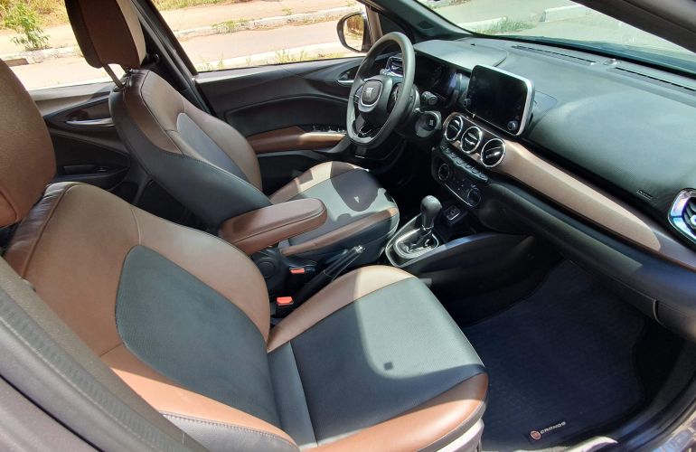 Fiat Cronos 1.3 Precision CVT (Aut) - Foto #1