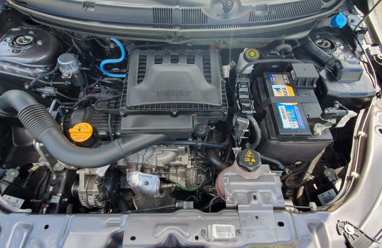 Fiat Cronos 1.3 Precision CVT (Aut) - Foto #8