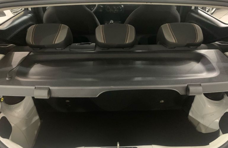 Fiat Mobi 1.0 Evo Trekking - Foto #9