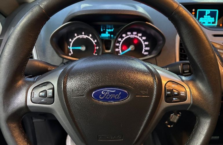 Ford Ecosport 2.0 SE 16v - Foto #10