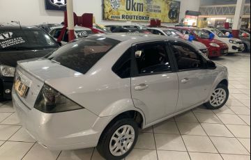 Ford Fiesta 1.6 Rocam Sedan 8v - Foto #4