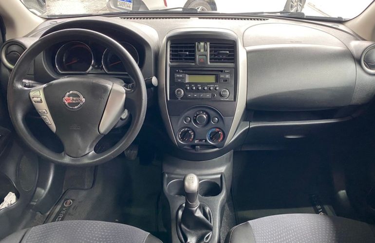 Nissan Versa 1.6 16V SV - Foto #4
