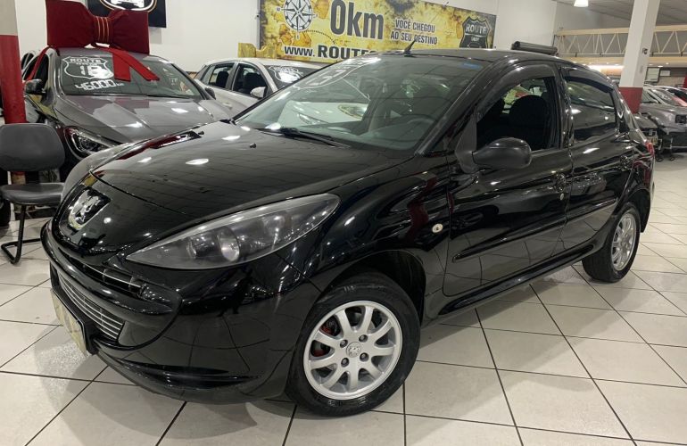 Peugeot 207 1.4 Xr 8v - Foto #3