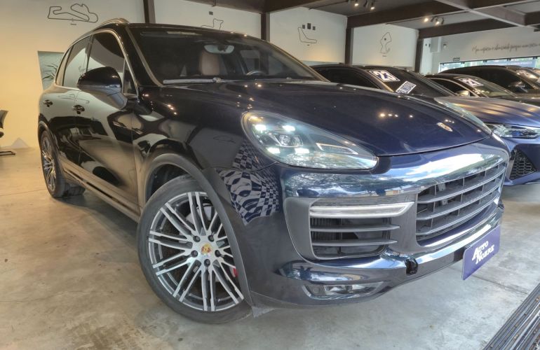 Porsche Cayenne 4.8 4x4 V8 32v Turbo - Foto #1