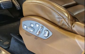 Porsche Cayenne 4.8 4x4 V8 32v Turbo - Foto #6