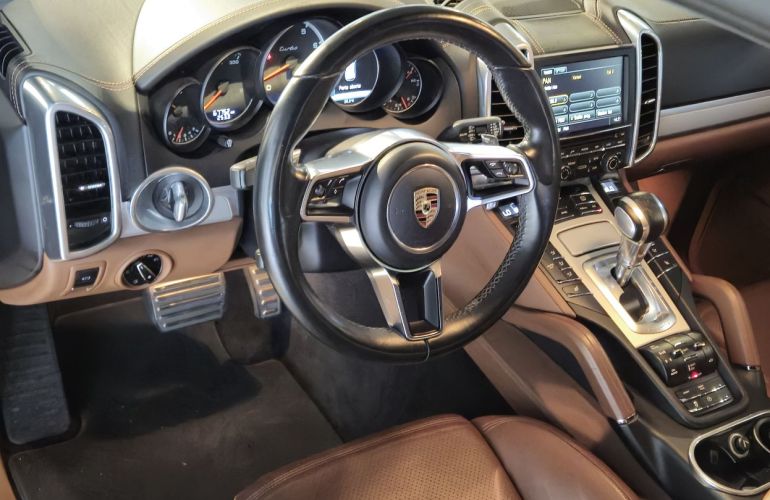 Porsche Cayenne 4.8 4x4 V8 32v Turbo - Foto #7